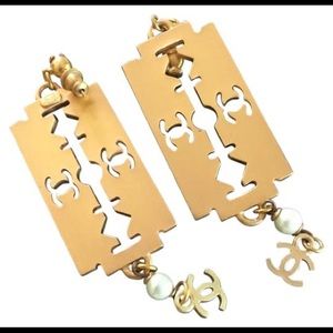 Chanel gold razorblade pearl earrings authentic
